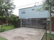 Casa con pileta en Funes