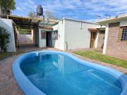 CASA CON PILETA EN VENTA VILLANUEVA GUAYMALLEN