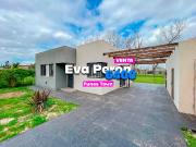 Casa con pileta Funes Town