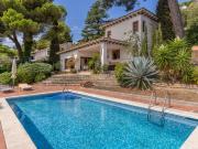 Casa con piscina cerca de la Cala Sant Francesc