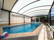 Casa con piscina de venta en Cumbayá La Primavera