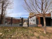 Casa con piscina en Camino del Sol, Plottier