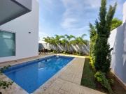 CASA CON PISCINA EN PICACHO EN VENTA Y ARRIENDO