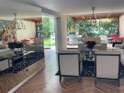 Casa con Piscina en San Isidro