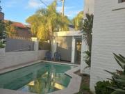 ¡CASA CON PISCINA EN URCA!