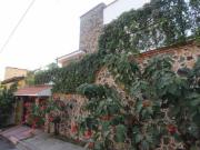 Casa con Piscina y Amplias Áreas Verdes en Morelos