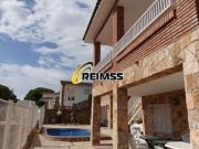Casa con piscina y LICENCIA TURÍSTICA en Cala Canyelles,...