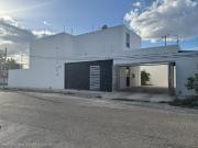 Casa con Piscina y Rec?mara en Planta Baja en San...