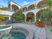 Casa con piscina y rooftop en San Miguel de Allende,...