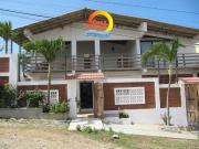 Casa con Piscina y Vista Al Mar de Venta en Playas, Vía...