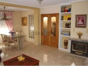 CASA CON PISICINA EN TOUS