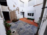 CASA CON PLANTA BAJA, PRIMERA ALTURA Y CAMARAS