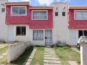 CASA CON POSESIÓN EN REMATE EN BOSQUES DEL NEVADO...