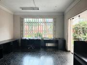 Casa con potencial para local comercial CZ