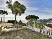 Casa con privacidad a reformar