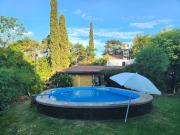 Casa con quincho y pileta