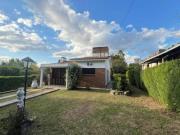 CASA CON QUINCHO Y PILETA EN VENTA B° SOL Y RIO CARLOS PAZ