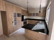 CASA CON RECAMARA EN PLANTA BAJA