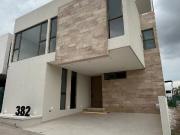 Casa con roof en venta St. Angelo Residence