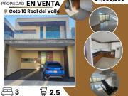 Casa con roof garden en venta en coto 10 Real del Valle...