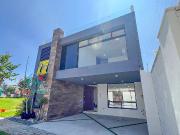 Casa con Roof Garden, Jardín y 4 Recámaras