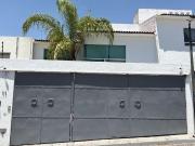 CASA CON ROOF GARDEN VENTA EN MILENIO III QUERETARO