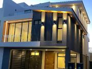 Casa con roof garden y jardín en Morillotla