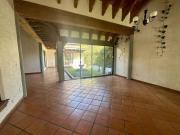 CASA CON SEGURIDAD EN VENTA. UNA SOLA PLANTA