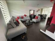 CASA CON TERRAZA DE VENTA EN CONOCOTO VALLE DE LOS CHILLOS