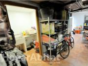 CASA CON TERRAZA PARA REFORMAR JUNTO AL METRO