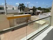 Casa con terraza y alberca privada, en venta, Santa Rita...
