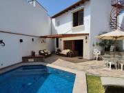 Casa con terraza y piscina en Monterrico, Surco