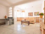 Casa con terraza y vistas a la Parroquia: Vive en el...