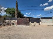 Casa con terreno amplio. Salvarcar Juárez
