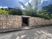 Casa con terreno amplio y recamara planta baja, ubicada...