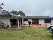 Casa con terreno de venta en Ibarra sector Chorlavi, 1783 m2