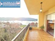 Casa con terreno en el muelle de Aldán