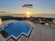 Casa con terreno en venta en Adeje, San Eugenio Alto