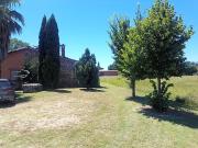 Casa con terreno en venta en Candeleda