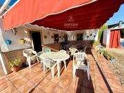 Casa con terreno en venta en Córdoba, Aeropuerto