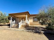 Casa con terreno en venta en Córdoba, Villarrubia