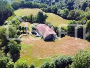 Casa con terreno en venta en Ezkurra