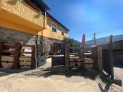 Casa con terreno en venta en Ponferrada, Yeres