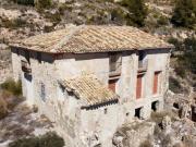 Casa con terreno en venta en Relleu, El Figueral