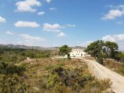 Casa con terreno en venta en Yecla, Ayuntamiento