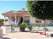 CASA CON TERRENO NO HIPOTECABLE EN FONTANAR DE QUINTOS