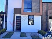 Casa con tres Recámaras, área de blancos. MODELO CONFORT...