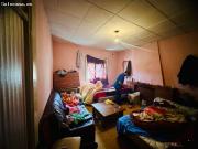 Casa con tres viviendas en Santa Bárbara