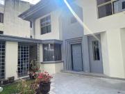 CASA CON UBICACION ESTRATEGICA A LA VENTA