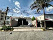 Casa con uso comercial en venta en Av. Naciones Unidas